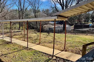 3988 Greenwood Dr, Lenoir, NC 28645 - Photo 42