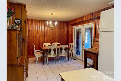 3988 Greenwood Drive, Lenoir, NC 28645 - Photo 10