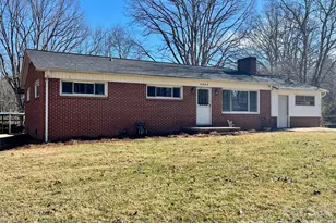 3988 Greenwood Dr, Lenoir, NC 28645 - Photo 2