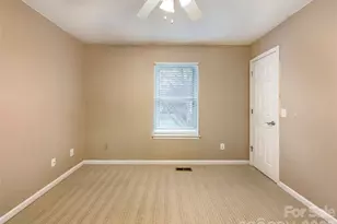 231 Fox Hollow Rd, Mooresville, NC 28117 - Photo 8