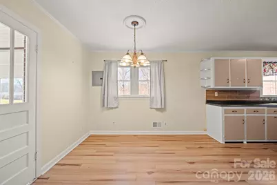 6264 US 221 Highway S, Marion, NC 28752 - Photo 16