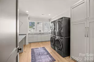 1320 Biltmore Dr, Charlotte, NC 28207 - Photo 30