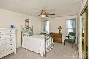 3305 Idle Hour Dr, Asheville, NC 28806 - Photo 14