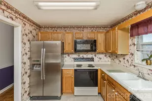 3305 Idle Hour Dr, Asheville, NC 28806 - Photo 4