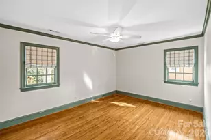 2521 Hampton Ave, Charlotte, NC 28207 - Photo 38