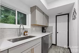 25033 Molokai Dr, Tega Cay, SC 29708 - Photo 10