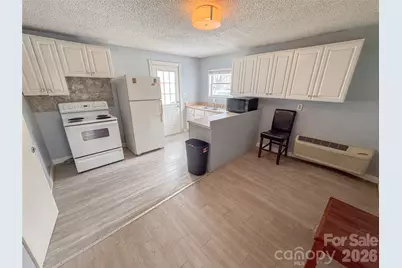 107 Drake Street, Gastonia, NC 28052 - Photo 2