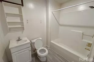 107 Drake St, Gastonia, NC 28052 - Photo 6
