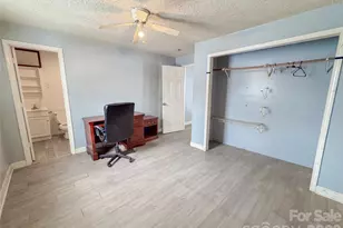 107 Drake St, Gastonia, NC 28052 - Photo 4