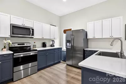 10054 Four Mile Creek Road, Charlotte, NC 28277 - Photo 30