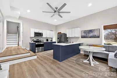 10054 Four Mile Creek Road, Charlotte, NC 28277 - Photo 28