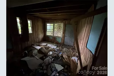 1523 Washington Lane, Catawba, NC 28609 - Photo 4