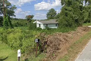 1523 Washington Ln, Catawba, NC 28609 - Photo 1