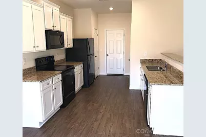 7210 Cuddington Drive, Charlotte, NC 28215 - Photo 8