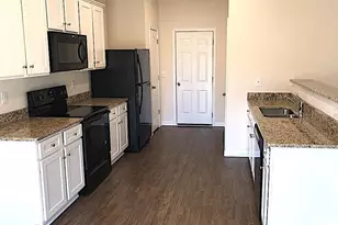 7210 Cuddington Dr, Charlotte, NC 28215 - Photo 8