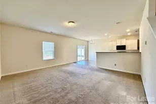 7210 Cuddington Dr, Charlotte, NC 28215 - Photo 6