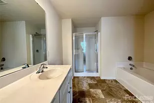 7210 Cuddington Dr, Charlotte, NC 28215 - Photo 12