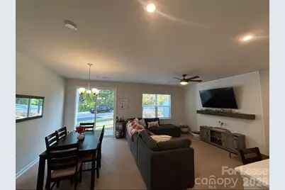 6021 Caprera Way, Charlotte, NC 28269 - Photo 6