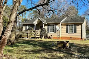 315 Cedar Dr, Salisbury, NC 28147 - Photo 2