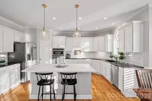 4210 Wallbrook Dr, Matthews, NC 28105 - Photo 8