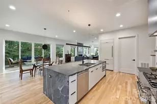 7223 Terrace Dr, Charlotte, NC 28211 - Photo 12