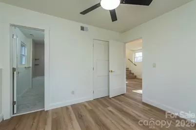 524 Pineland Road, Hendersonville, NC 28792 - Photo 32