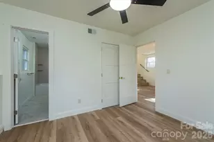 524 Pineland Rd, Hendersonville, NC 28792 - Photo 32