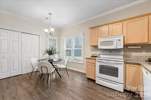 7800 Trotter Rd, Charlotte, NC 28216 - Photo 20