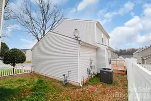 1922 Willie Worrell Dr, Charlotte, NC 28215 - Photo 24