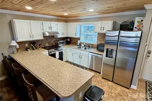 174 Grouse Moor Dr, Sugar Mountain, NC 28604 - Photo 2