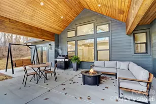 1041 Harrogate Dr, Bessemer City, NC 28016 - Photo 10