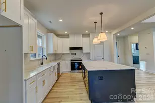 1041 Harrogate Dr, Bessemer City, NC 28016 - Photo 14