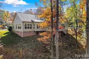 7718 Farmbrook Dr, Waxhaw, NC 28173 - Photo 4