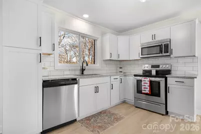 106 Royalwood Drive, Lenoir, NC 28645 - Photo 10