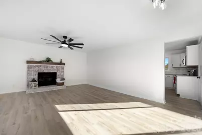 106 Royalwood Drive, Lenoir, NC 28645 - Photo 6