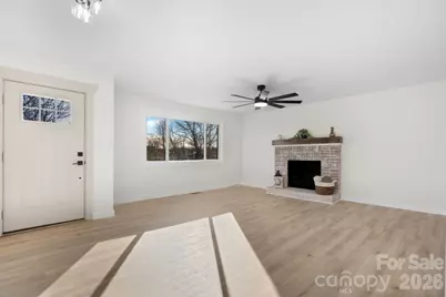 106 Royalwood Drive, Lenoir, NC 28645 - Photo 8