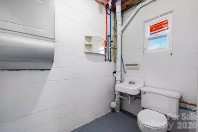 106 Royalwood Drive, Lenoir, NC 28645 - Photo 24