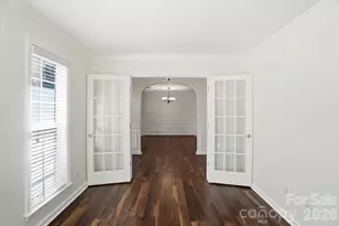 8805 Red Tail Ct, Charlotte, NC 28269 - Photo 4