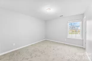 5305 Park Brook Dr, Charlotte, NC 28269 - Photo 28