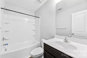 5305 Park Brook Dr, Charlotte, NC 28269 - Photo 14