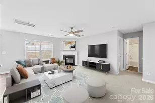 5305 Park Brook Dr, Charlotte, NC 28269 - Photo 6