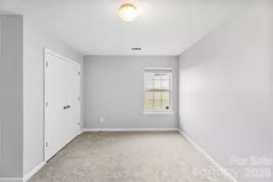 5305 Park Brook Dr, Charlotte, NC 28269 - Photo 12