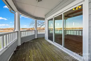 372 Northwest Dr, Davidson, NC 28036 - Photo 1