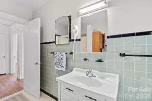 5 W Avon Pkwy, Asheville, NC 28804 - Photo 34