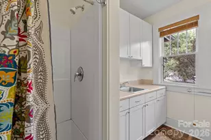 5 W Avon Pkwy, Asheville, NC 28804 - Photo 18