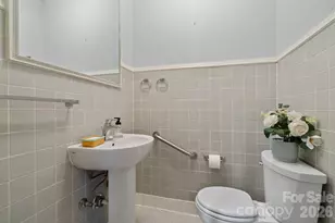 5 W Avon Pkwy, Asheville, NC 28804 - Photo 20