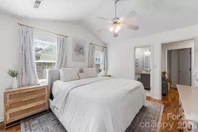 2200 Olde Chantilly Court, Charlotte, NC 28205 - Photo 18