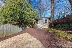 2200 Olde Chantilly Ct, Charlotte, NC 28205 - Photo 32