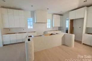 1708 Paddock Cir, Charlotte, NC 28209 - Photo 6