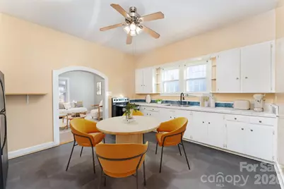 20 1st Street, Marion, NC 28752 - Photo 8